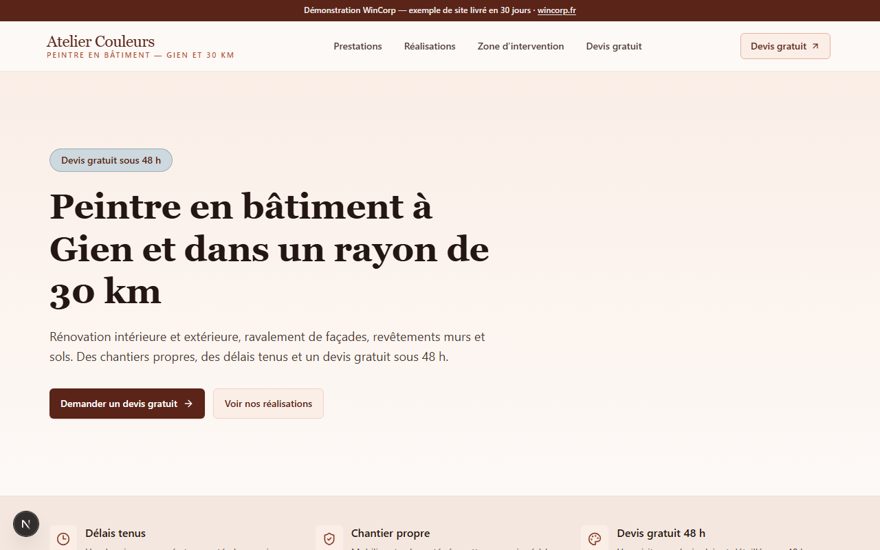 Page d'accueil du site de démonstration Atelier Couleurs : hero terracotta, galerie de réalisations de peinture.